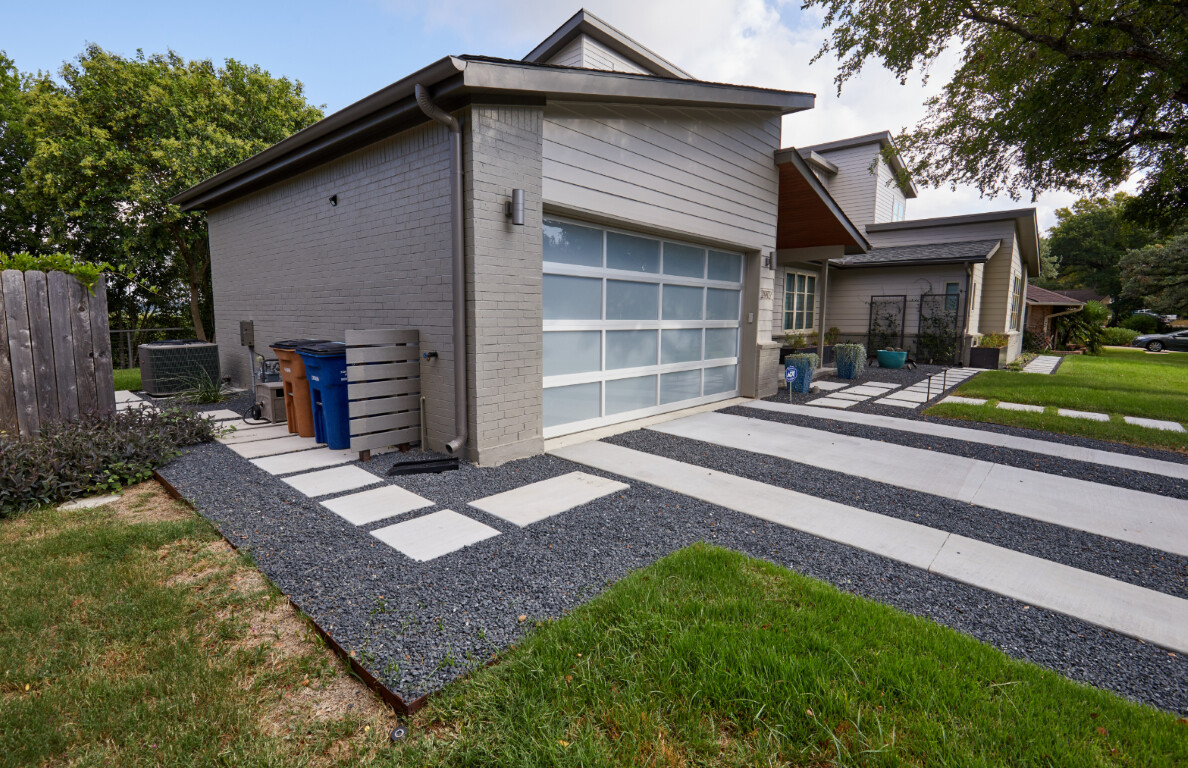 Modern concrete driveway installation in Quincy, IL